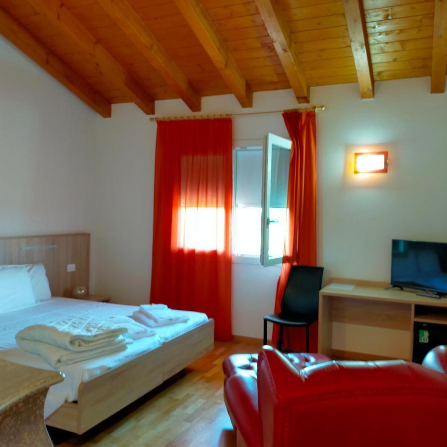 Al Cavaliere Villa Pordenone Exterior photo